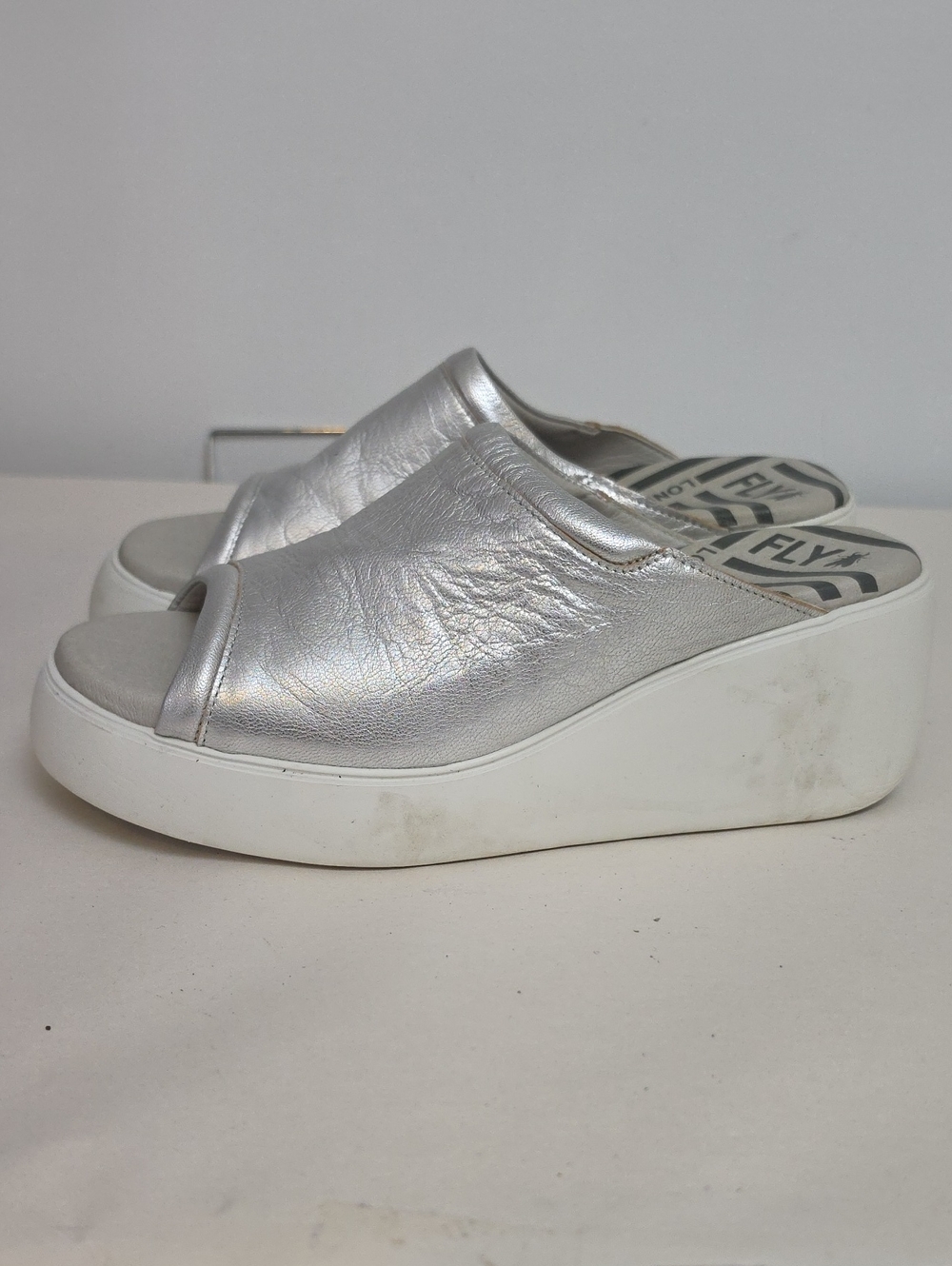 Fly London Silver Metallic Platform Mule Slides Sz 41 US 10